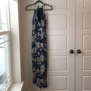 Floral maxi dress!